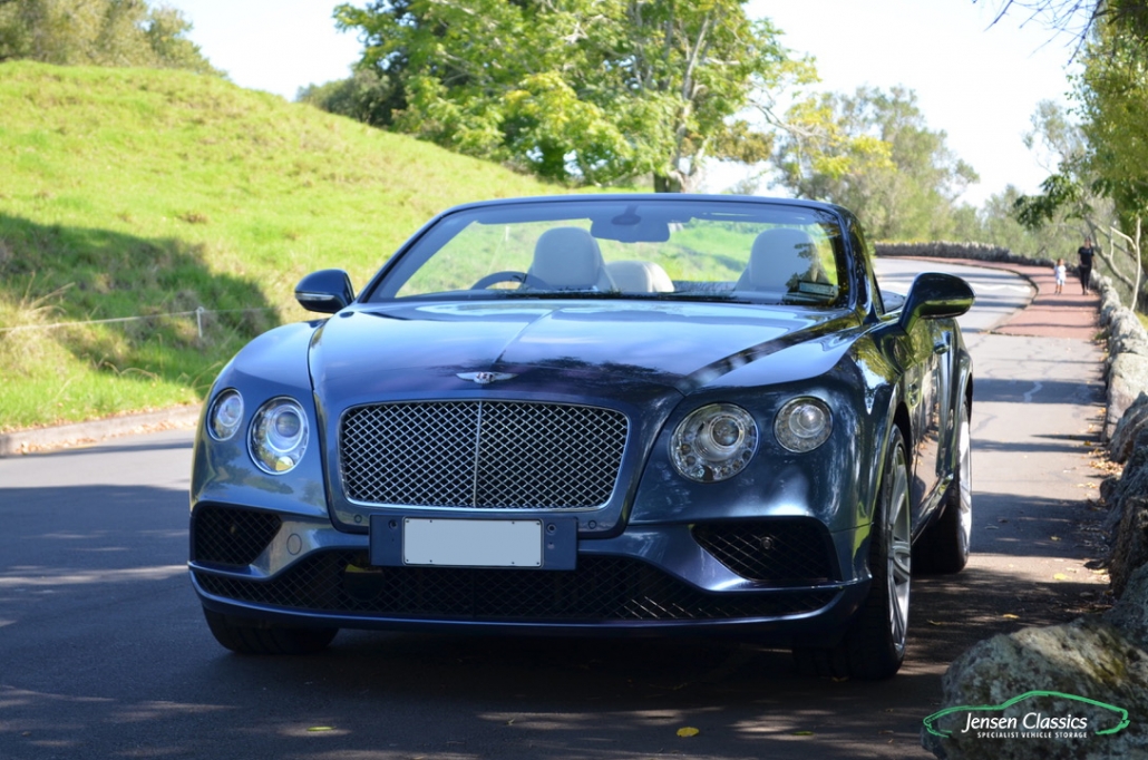 Bentley Continental GTC 2017 Blue Crystal Front View